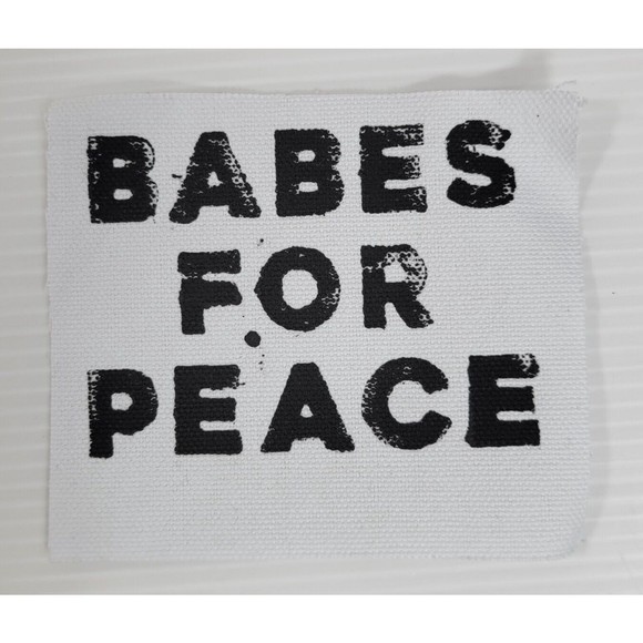 Babes For Peace Patch Sew On Hats Caps Jeans Jackets Backpacks Black White - Picture 1 of 3